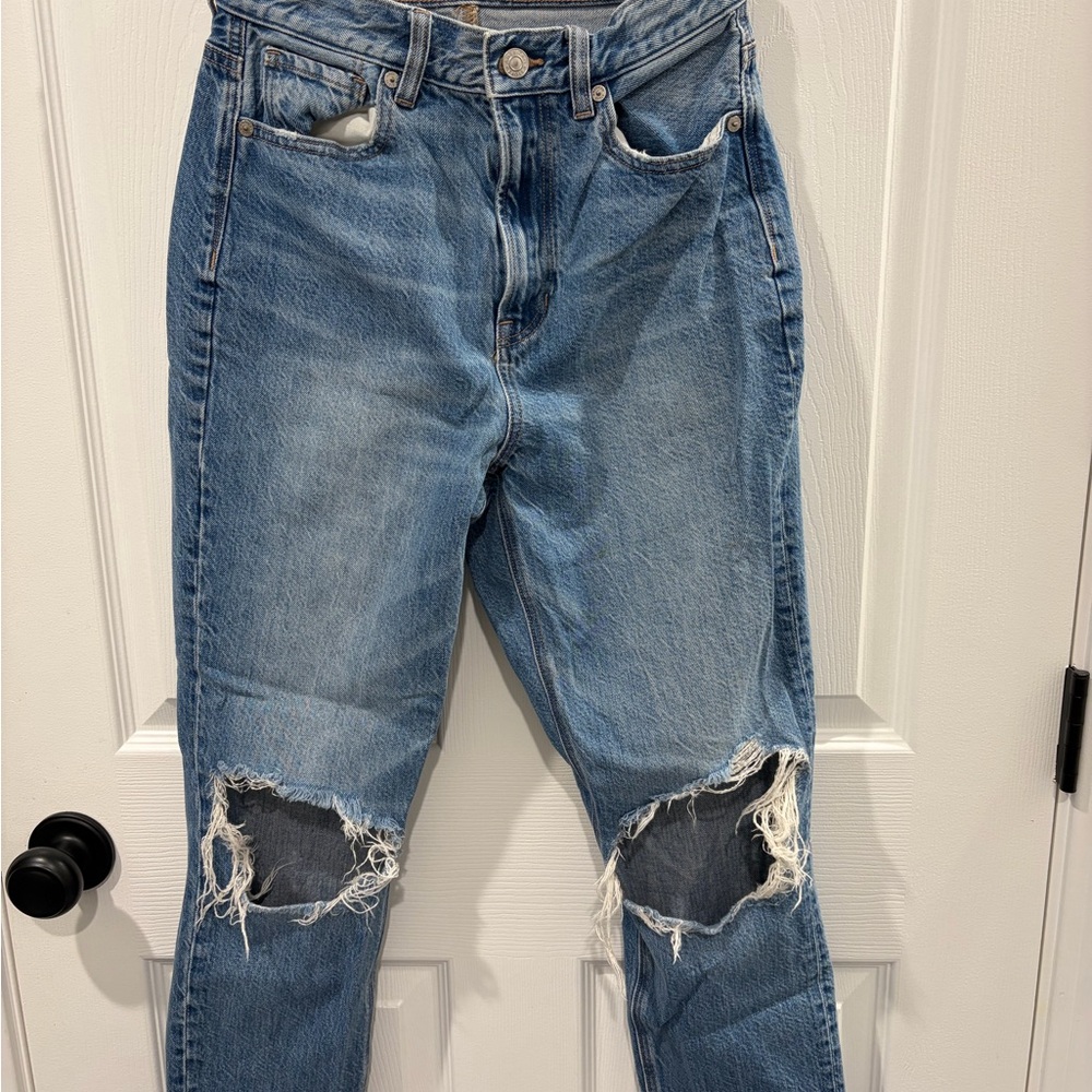 American Eagle Outfitters High-Rise Distressed Blue Jeans
